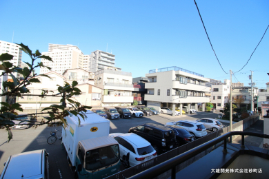 �Z�˂���̒��]�ʐ^�@2F���]