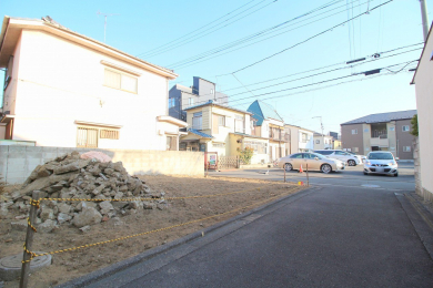 �O�ʓ��H�܂ތ��n�ʐ^�@-